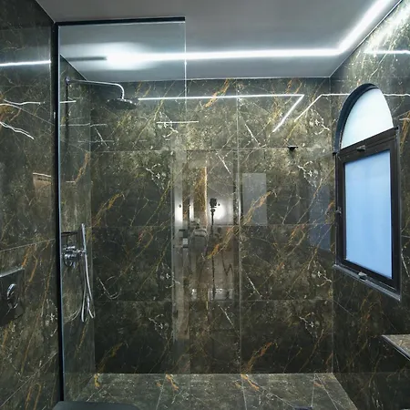 Aparthotel Cityluxe & *