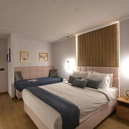 Aparthotel Cityluxe & *